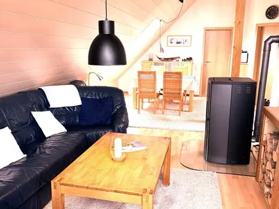 Studio___Blick_in den_Essbereich