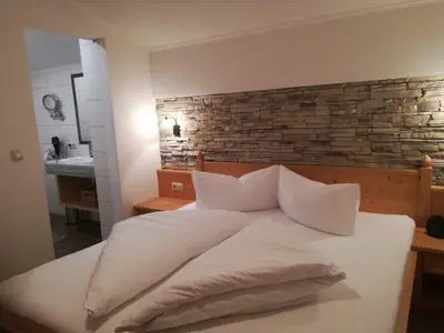 1. Schlafzimmer Apart EDELWEISS