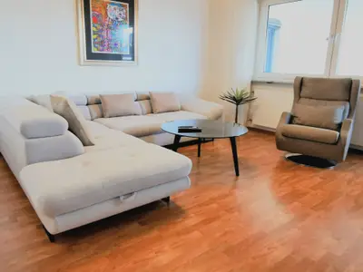 Ferienwohnung für 8 Personen (140 m²) in Friedrichshafen 1/10