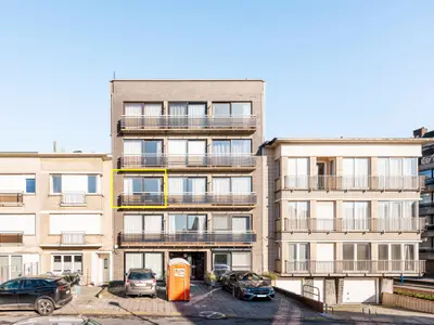 Außenseite Ferienhaus [Sommer]