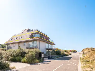 Außenseite Ferienhaus [Sommer]