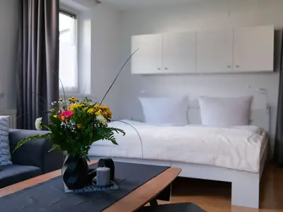 Wohn und Schlafzimmer