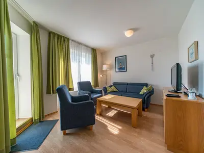 Ferienwohnung für 4 Personen (59 m²) in Schillig 1/10