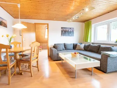 Ferienwohnung für 6 Personen (65 m²) in Immenstadt 1/10