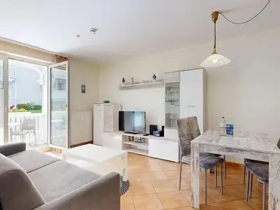 Ferienwohnung für 5 Personen (40 m²) in Binz (Ostseebad) 1/10