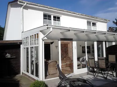 Ferienwohnung für 4 Personen in Wangerland 2/10