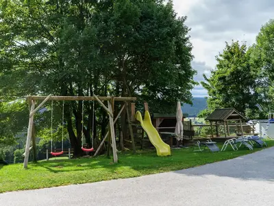 Spielplatz am Leitenbauerhof (C) UaB Sorger
