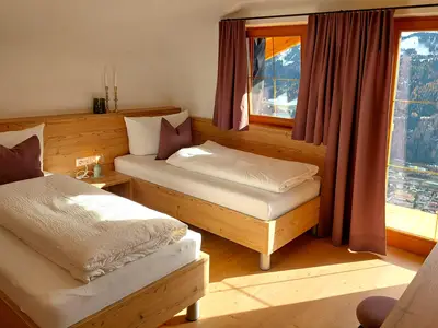 3_ Schlafzimmer Riedlhof Fewo