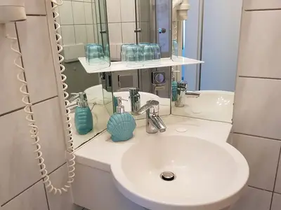 Ferienwohnung für 4 Personen (44 m²) in Rostock 8/9