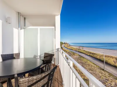 Balkon 1 mit Ostseeblick