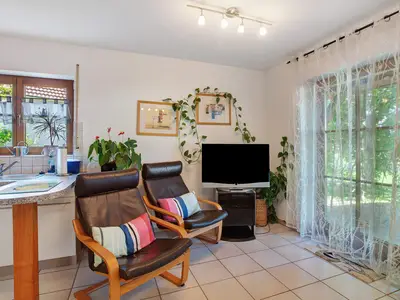 Photo, INSIDE, OUTSIDE