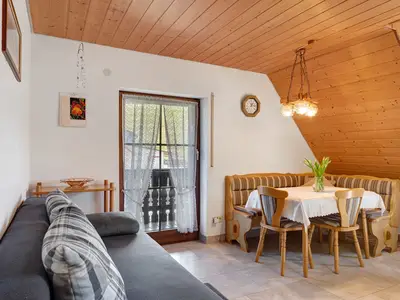 Photo, INSIDE, OUTSIDE