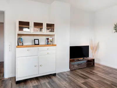 Photo, INSIDE, OUTSIDE