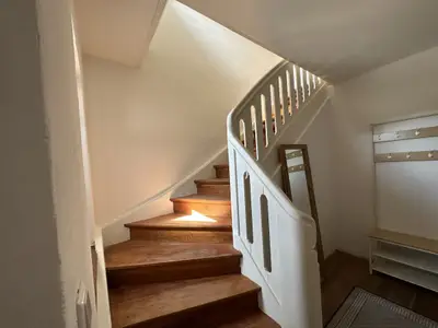 Treppe nach oben in die Wohnung