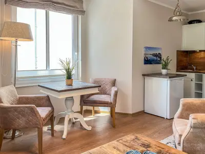 Essbereich mit Küchenzeile