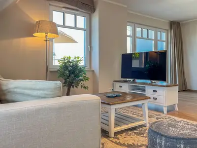 Wohnzimmer mit Blick zum Fernseher