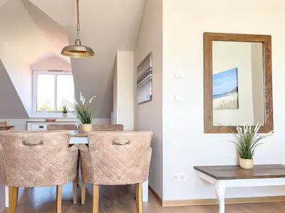 Wohnbereich mit Blick zum Essbereich