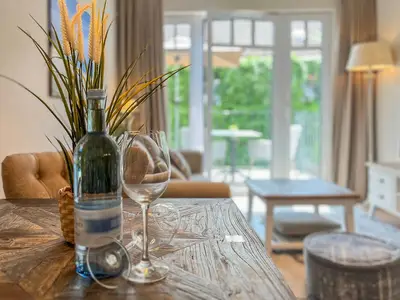 Wasser im auf dem Tisch