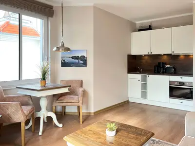 Essbereich mit Küchenzeile