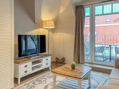 Blick zum TV im Wohnzimmer