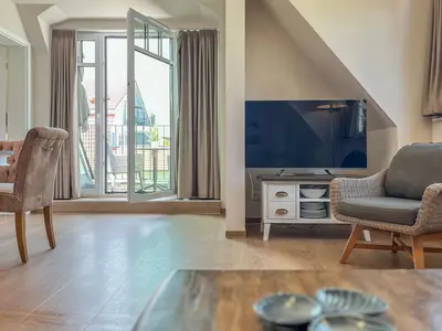 Wohnzimmer mit Blick zum TV