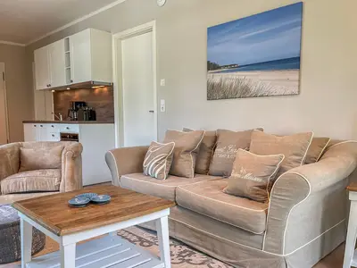 Wohnzimmer mit Blick zur Küche