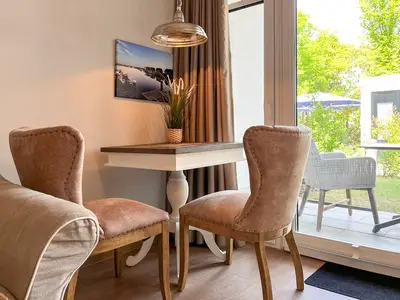 Wohnzimmer mit Essbereich