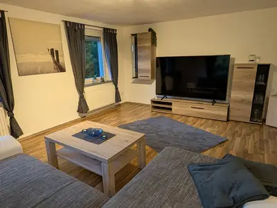 Wohnzimmer mit Smart TV