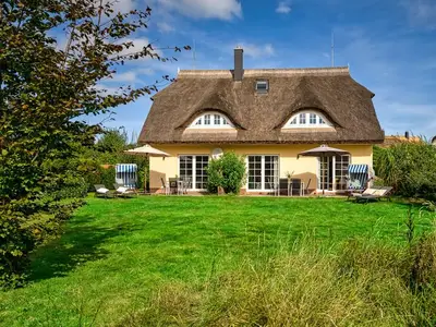 Ferienwohnung für 9 Personen (130 m²) in Prerow 1/10