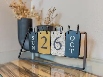 Kalender im Eingangsbereich