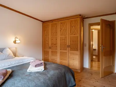 Haus_Widmoser Schlafzimmer_1