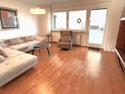 Ferienwohnung für 8 Personen (140 m²) in Friedrichshafen 1/10