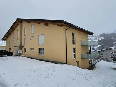 Ferienwohnung für 4 Personen (75 m²) in Savognin 2/10