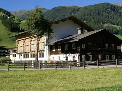 unser_bauernhof_und_hof