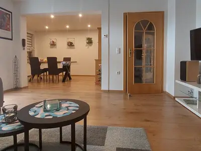 Odenwaldblick-Wohn- und Essbereich