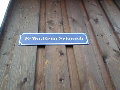 Beim Schorsch-Fewo-Schild