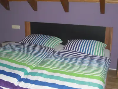 Ferienwohnung Kuhn-Schlafzimmer Doppelbett