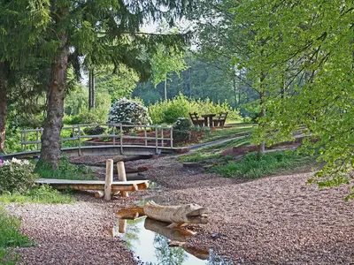 Haus Fernblick-Kurpark und Spielplatz