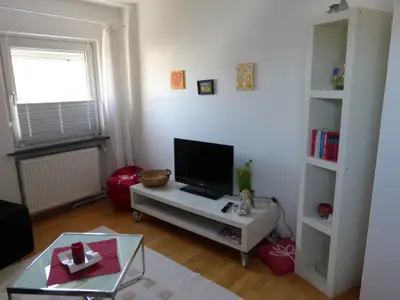 Ferienwohnung Baier, Wohnzimmer mit Fernseher