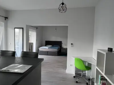 Forststrasse Apartment-Wohn/Essbereich