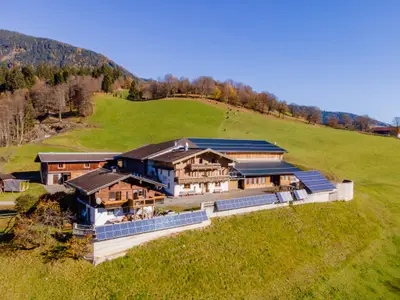 Außenseite Ferienhaus [Sommer]