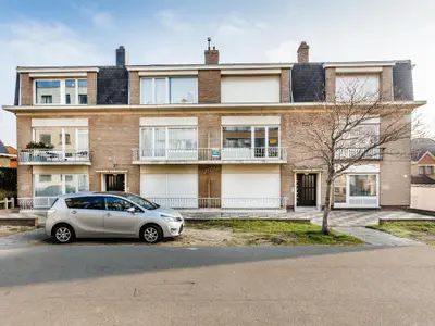 Außenseite Ferienhaus [Sommer]