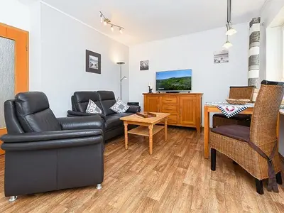 Ferienwohnung für 2 Personen (50 m²) in Neuharlingersiel 1/10
