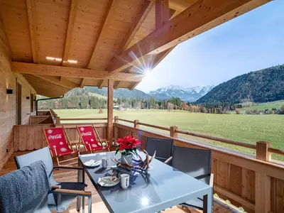 Auszeit Terrasse (c) Hannes Dabernig