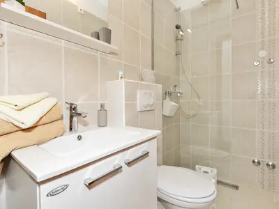 Ferienwohnung für 6 Personen (56 m²) in Sibenik-Brodarica 4/10