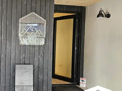 Eingangsbereich Aussen