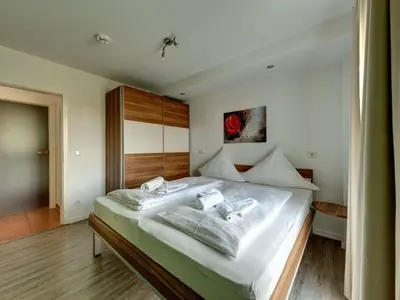 Ferienwohnung für 4 Personen (65 m²) in Krummhörn Greetsiel 9/10