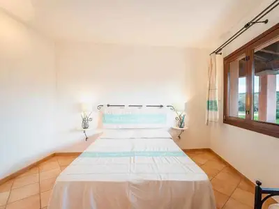 Ferienwohnung für 3 Personen (40 m²) in Baja Sardinia 1/10
