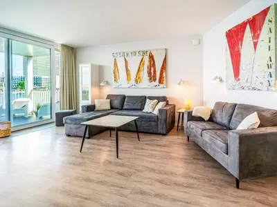 Wohnzimmer mit Blick zur Terrasse