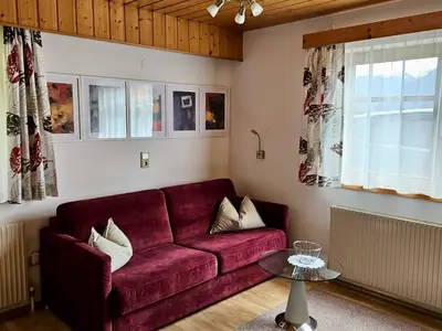 Wohnbereich mit Ausklappsofa